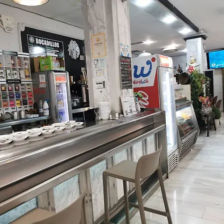 Costa Andaluza 酒店 莫特里尔